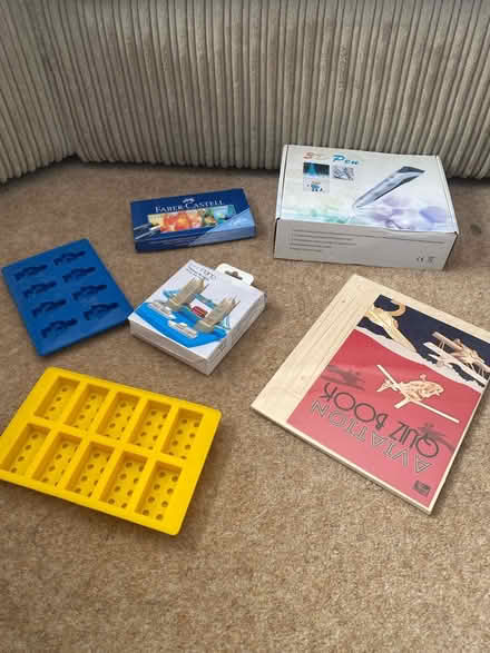 Photo of free 3d printing pen, puzzles, etc (Bedford road hitchin SG5) #1
