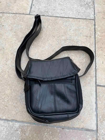 Photo of free small padded bag (Baguley M33) #1