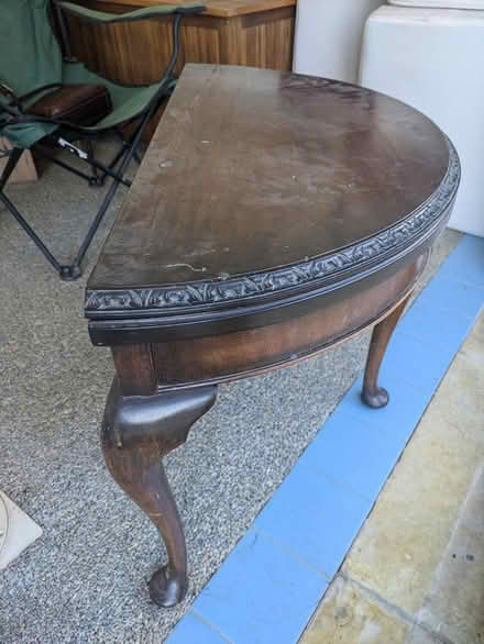 Photo of free Round coffee table (folding) (RH4) #1