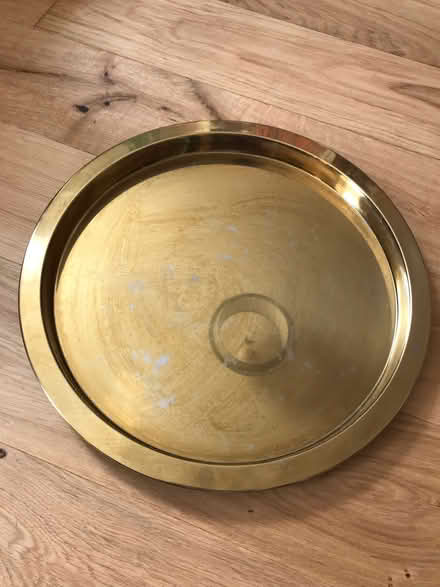 Photo of free 2 large gold trays (Blackheath SE3) #1