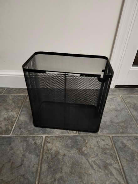 Photo of free trash receptacle (Washington 20016) #1
