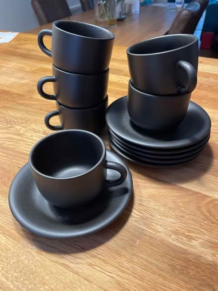 Photo of free Set of 6 teacups & saucers (Arnos Vale BS4) #1