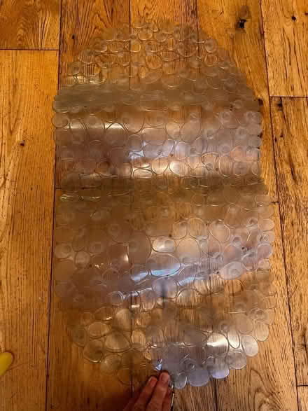 Photo of free Plastic non-slip bathmat (Northchurch HP4) #1