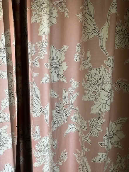 Photo of free Lined curtains pink (SE21 (SE21 (SE21 (West Dulwich)) #2