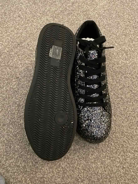 Photo of free Sparkling trainers (Belvedere DA17) #3
