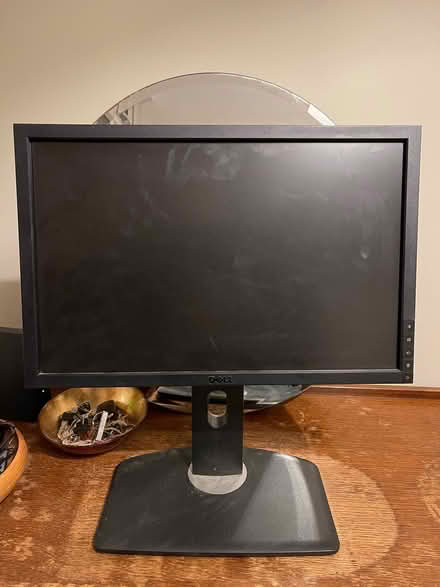 Photo of free Computer monitor (Hartington Road BN2) #1