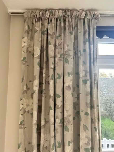 Photo of free Pair of curtains (SE21 (SE21 (West Dulwich)) #1