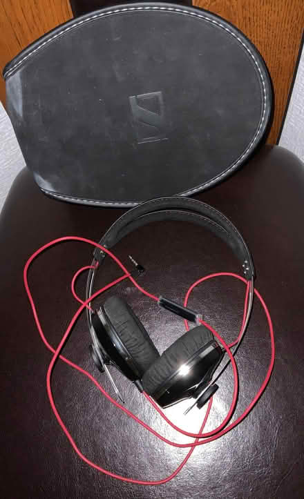 Photo of free Sennheiser Momentum Rev 1.0, Over Ear, Wired Headphones (Kendal LA9) #2
