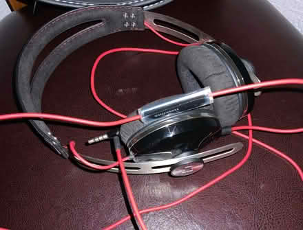 Photo of free Sennheiser Momentum Rev 1.0, Over Ear, Wired Headphones (Kendal LA9) #3