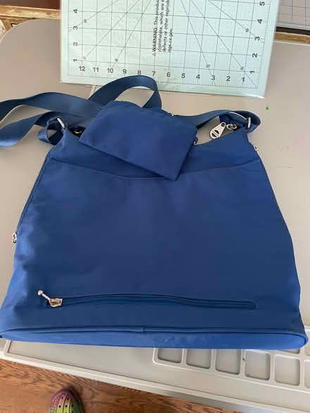 Photo of free Baggallini Cross-Body Bag (West Friendship, MD) #2
