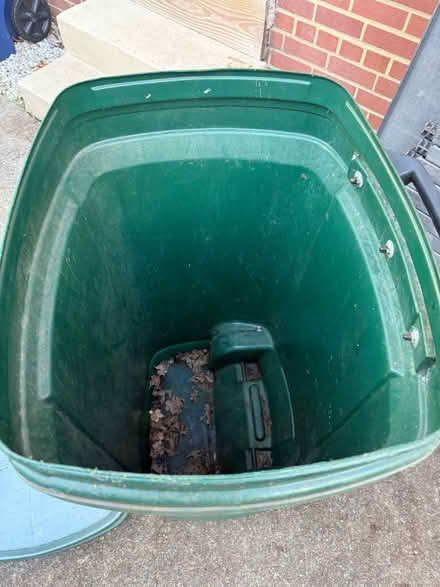Photo of free 2 rolling trashcans with lids (Zip 22306 Alexandria) #2