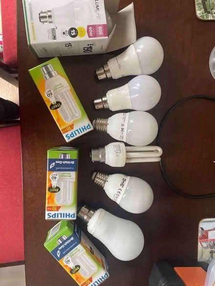 Photo of free Selection of cfl bulbs (Pin Green Industrial Area SG1) #1