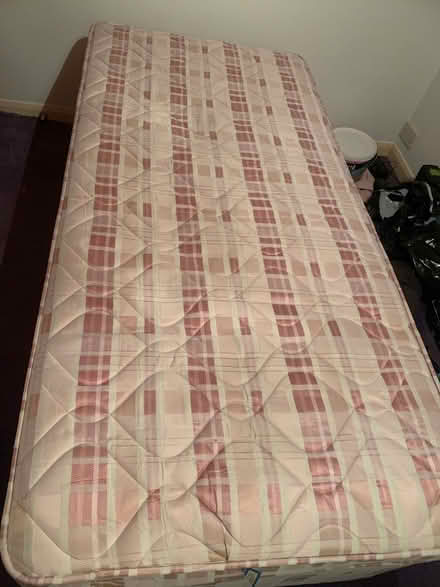 Photo of free Single bed storage divan with mattress (Marks Gate RM6) #4