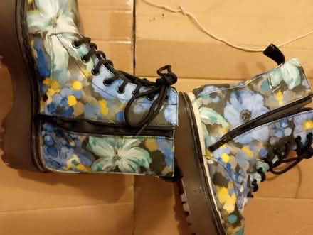 Photo of free Size 5 Boots Ladies need repair (Cowplain PO8) #1