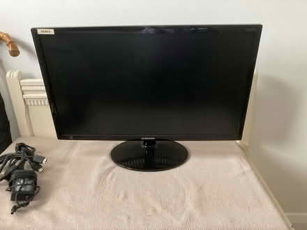 Photo of free Computer Monitor (CT2) #1