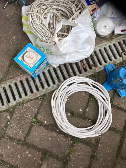 Photo of free DIY bits and pieces (Thorney Leys OX28) #3