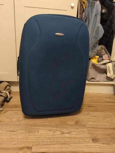 Photo of free Large suitcase (Moortown LS17) #1
