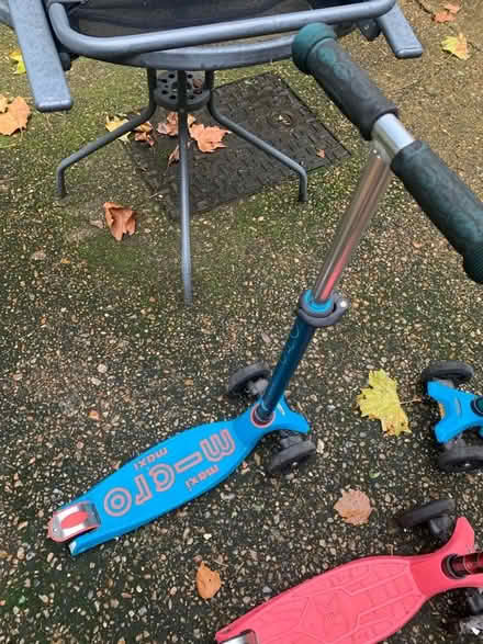 Photo of free Micro Scooters 🛴x2 (Bow E3) #2