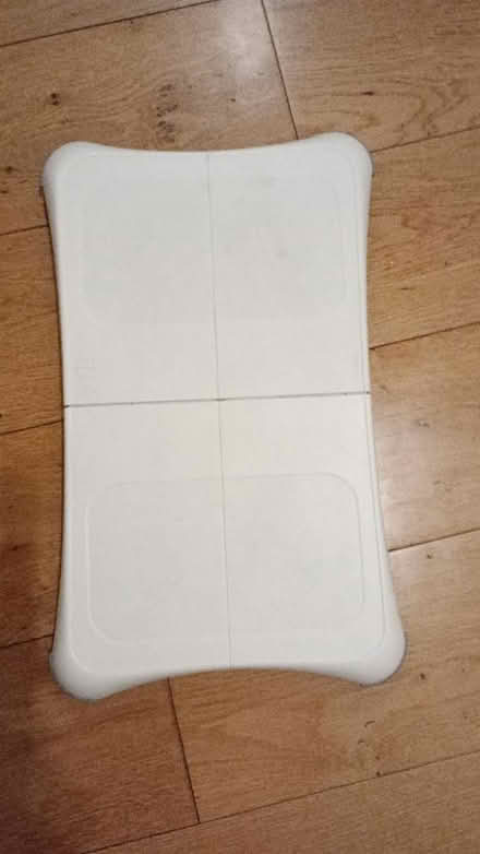 Photo of free Wii Balance Board (Garden City OX5) #1