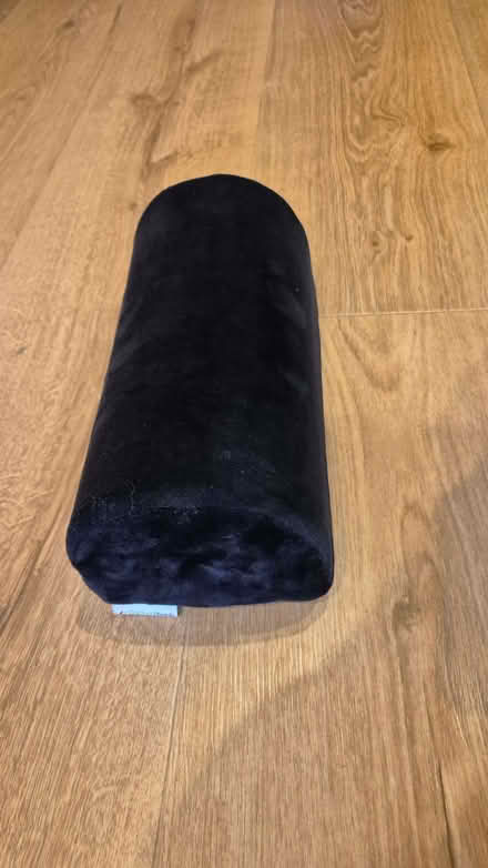 Photo of free Lumbar support pillow (Earlsdon CV5) #1