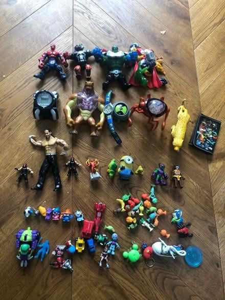 Photo of free Various Items - toys, leads, bike (BR3) #2