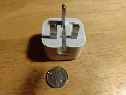 Photo of free collapsible USB-C to AC adapter (Montpelier BS6) #1