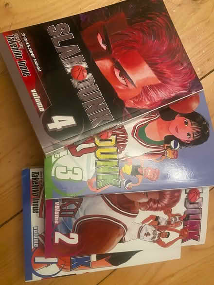 Photo of free Slam dunk manga vol 1-4 (Near Victoria Park, E9) #1
