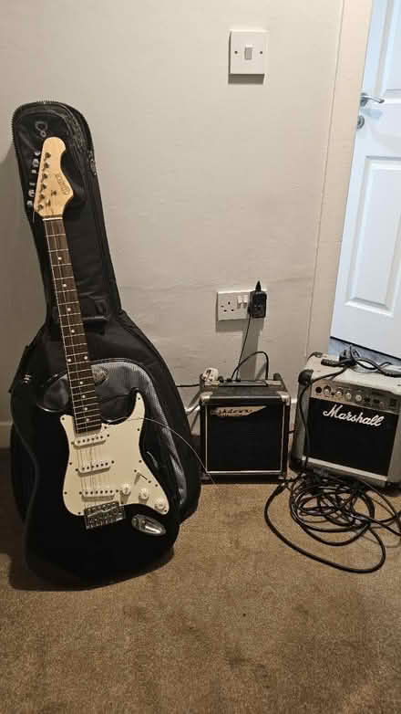 Photo of free Electric Guitar and Accessories (Broxburn, EH52) #3