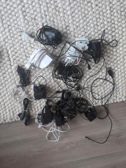 Photo of free Various chargers (Shenfield, CM15) #1