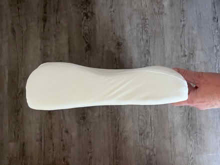 Photo of free Pillow - Memory Foam (ME14 Hockers Lane) #2