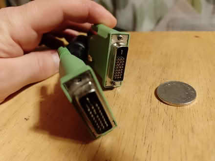 Photo of free male DVI to male DVI cable (Montpelier BS6) #1