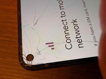 Photo of free 2 Pixel phones BROKEN SCREENS (Neasden NW10) #3
