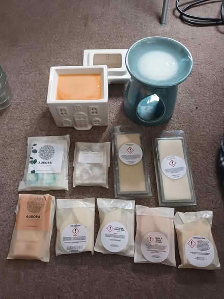 Photo of free Scented wax melts and burners (Crookes (S10)) #1