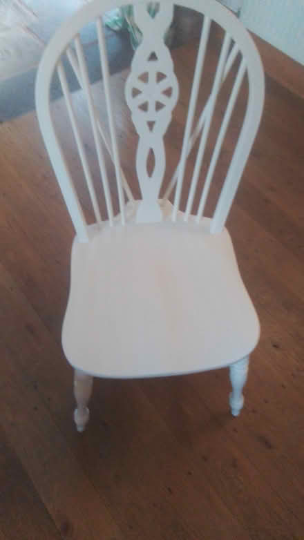 Photo of 2 kitchen chairs (Callow Hereford HR2) #3