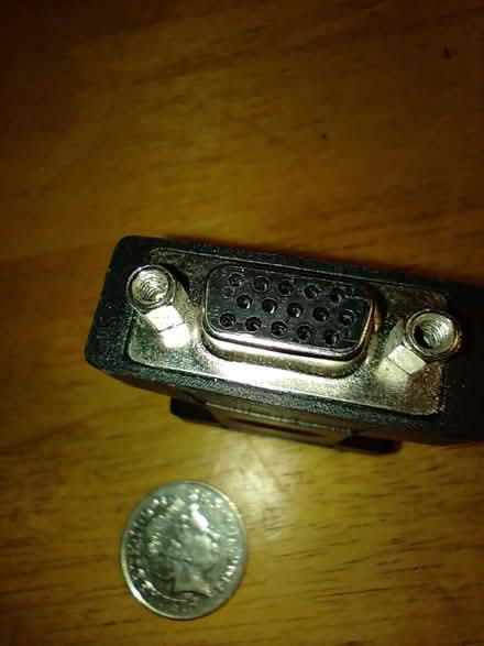 Photo of free DVI male to VGA female connector (Montpelier BS6) #1