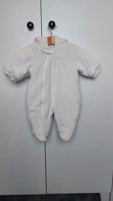 Photo of free New Born Pram suit (SM1) #1