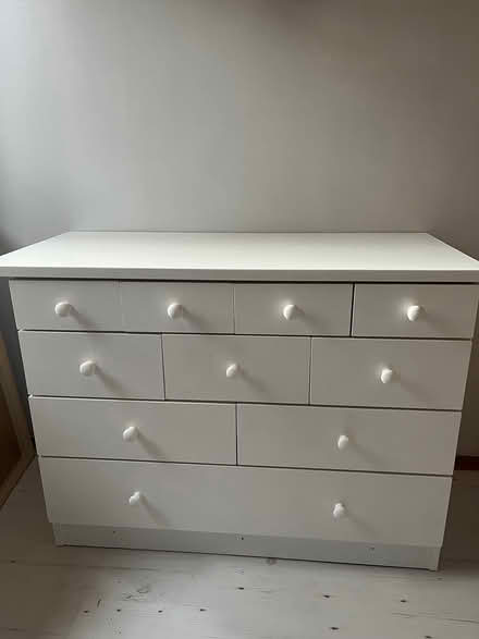 Photo of free Chest of drawers (Shefford) #1