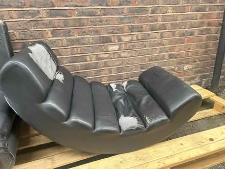Photo of free Game chair - usable (Kennington SW9) #1