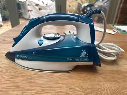 Photo of free Philips Azur Iron (TW9, Richmond) #2