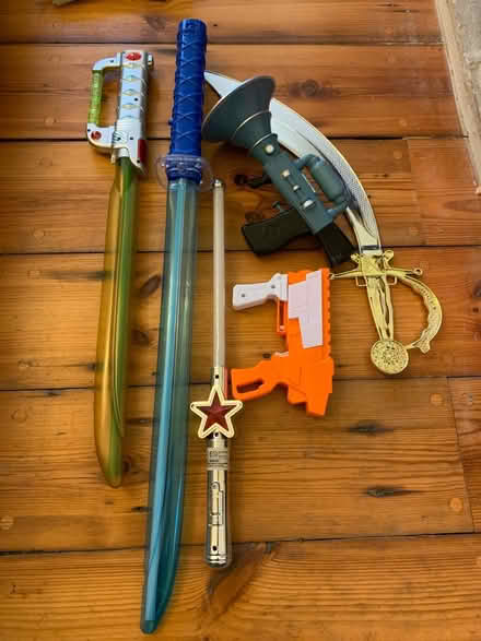Photo of free Random kids play swords (Wenvoe CF5) #1