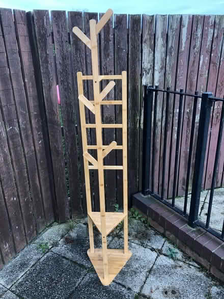 Photo of free bamboo coat hangar (ne6 2py) #1