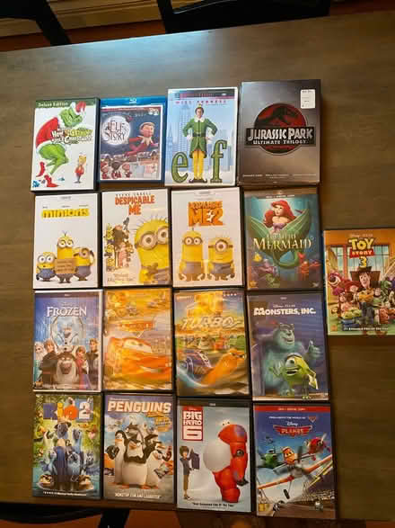 Photo of free DVDs (Lagrange) #1