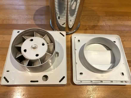 Photo of free Extractor fan unit (OX4 Iffley) #2