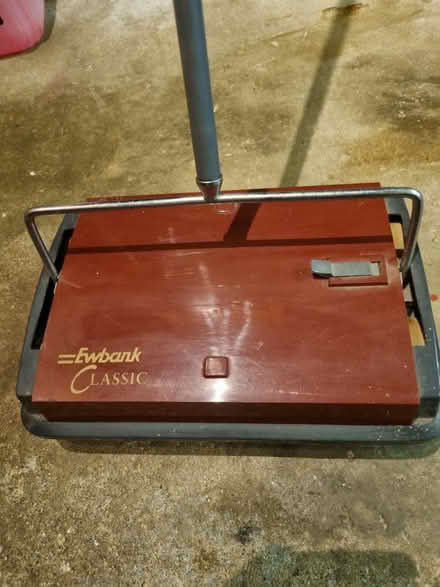Photo of free Ewbank classic carpet sweeper (wallingford..wantage road) #1
