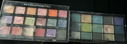 Photo of free Eye shadow palette (E3) #3