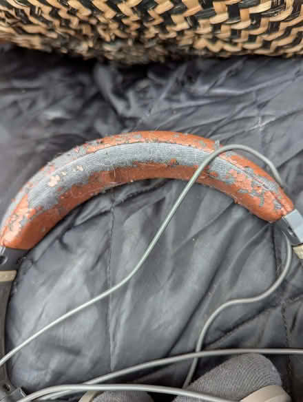 Photo of free Bose QC15 headphones (not working) (Portslade by Sea BN41) #2