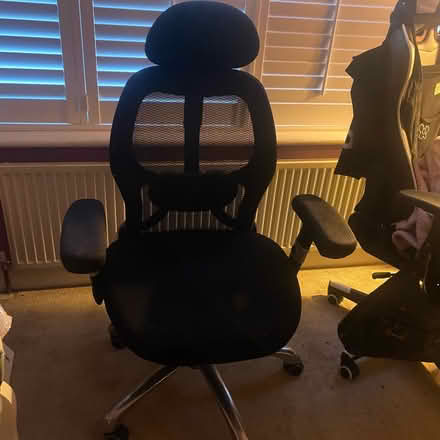 Photo of free Adjustable computer/gaming chair (Coulsdon CR5) #1