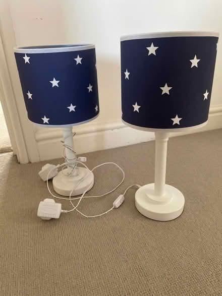 Photo of free 2 lamps (HP10 Penn) #1