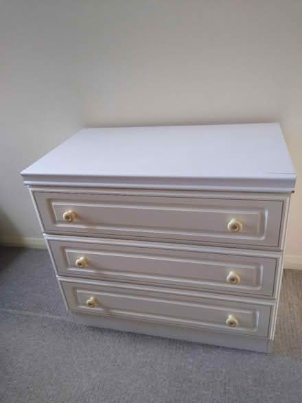 Photo of free White set of 3 drawers (Stockport, SK4) #1