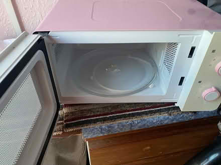 Photo of free Microwave (Twerton) #1